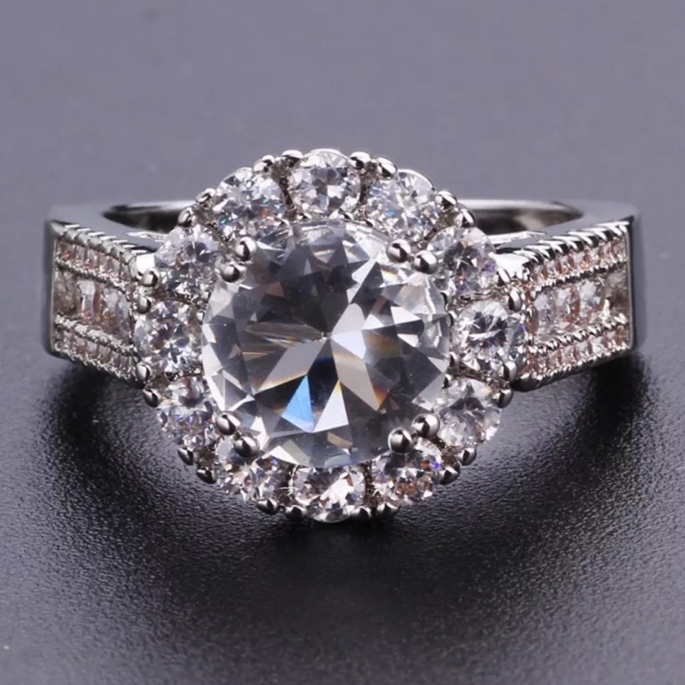 NEW S925 STERLING SILVER ROUND DIAMOND RING - Picture 4 of 5